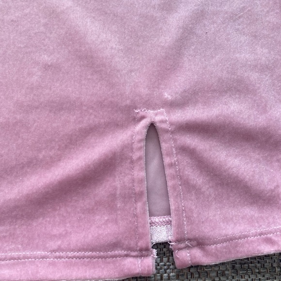 🍒SOLD🍒 NWT Pink Velvet Slit Mini Skirt - Picture 4 of 4
